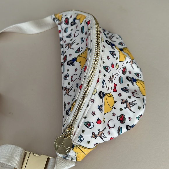 Stoney Clover Princess Snow White Fanny Pack - Picture 6 of 6